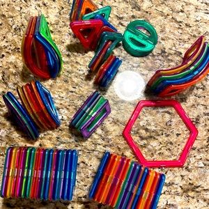 Magnatiles